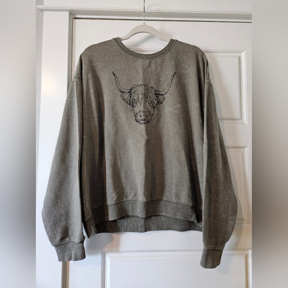 Green Highland Cow Crewneck